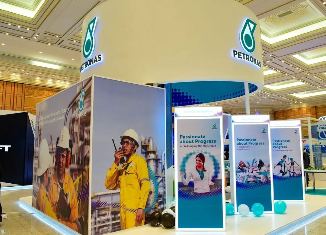 «Petronasyň» baş menejeri kompaniýanyň Türkmenistanda alyp barýan işleriniň baý taryhy barada çykyş etdi