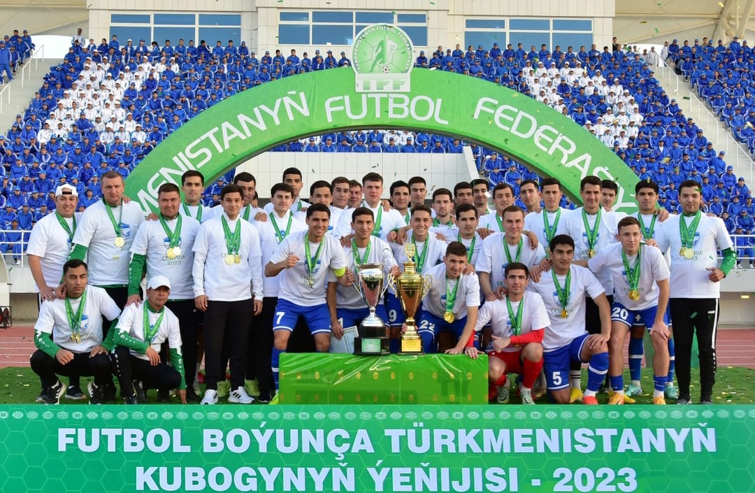 Türkmenistanda «Arkadag» futbol toparynyň FIFA-nyň we AFK-nyň ýaryşlarynda netijeli çykyş etjekdigine ynam bildirilýär