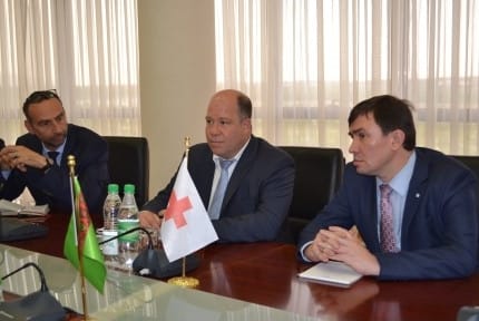 В МИД Туркменистана состоялась встреча с делегацией МККК