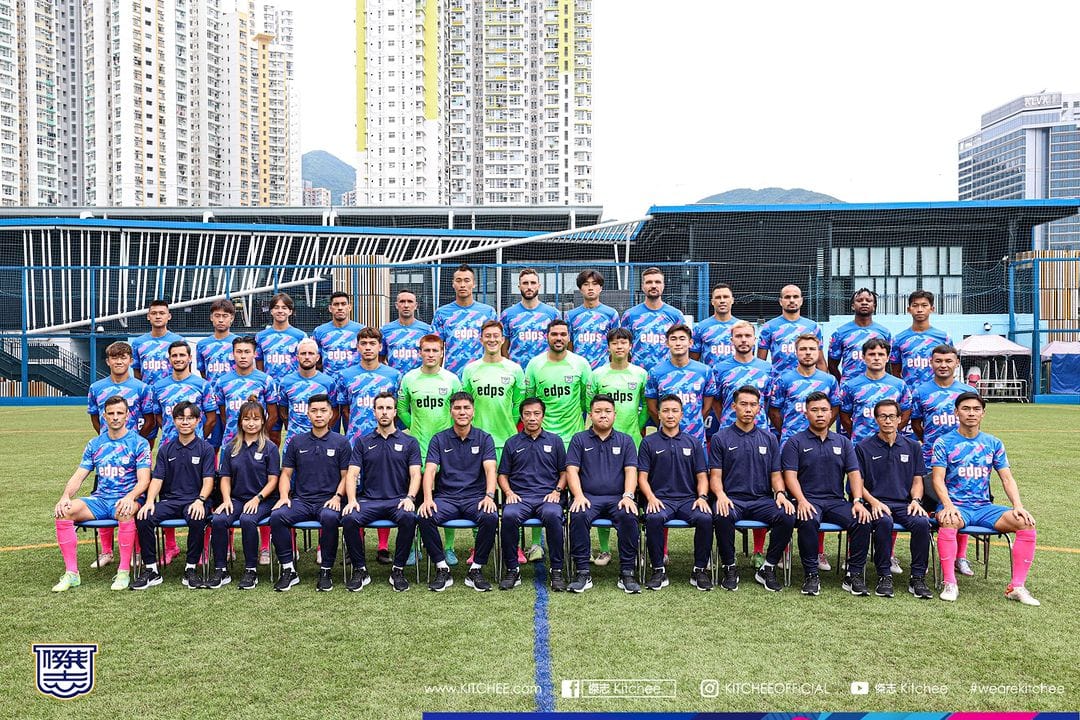 Туркменский полузащитник Мингазов попал на командное фото «Китчи» на сезон-2023/24