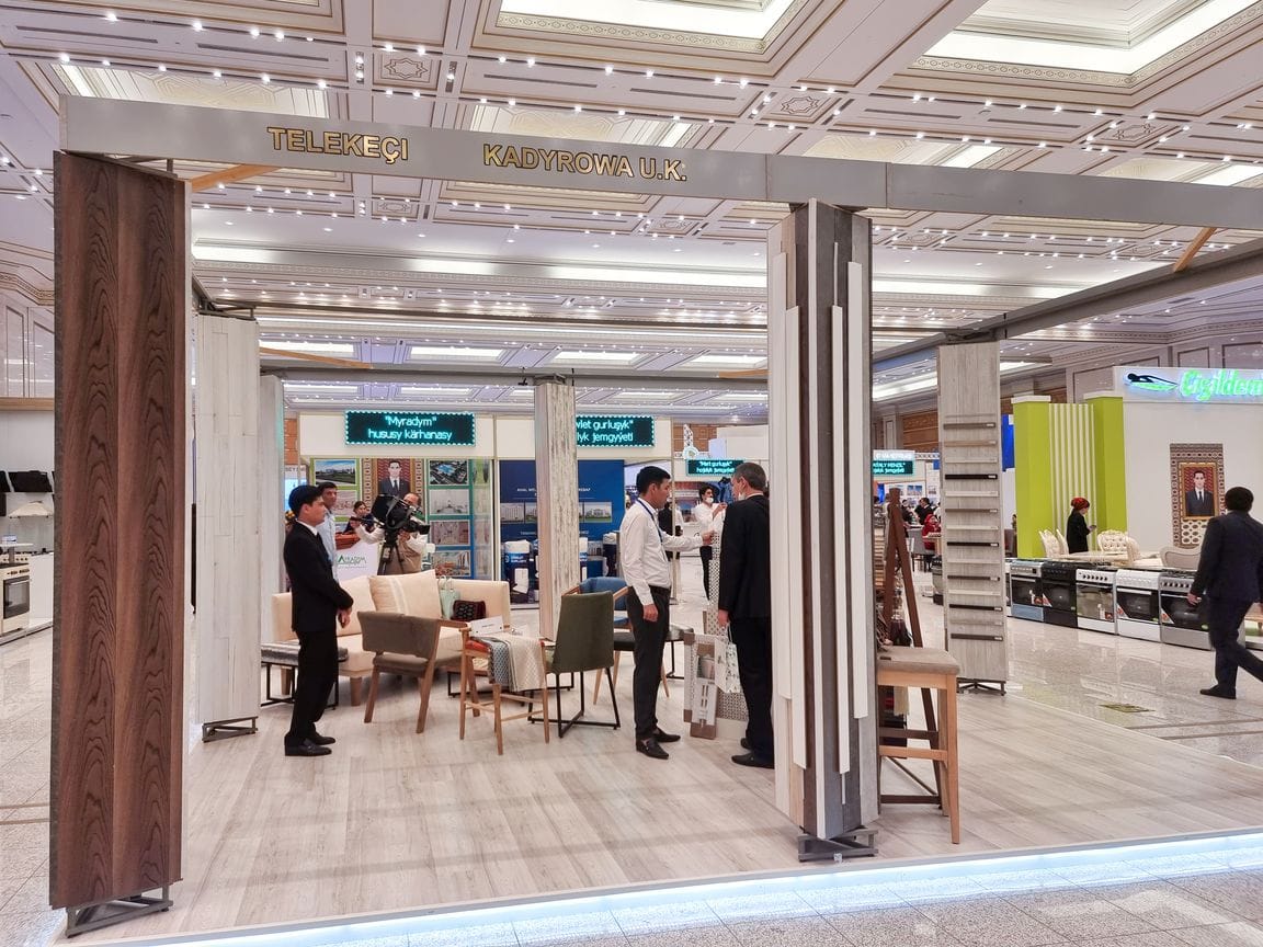 Stella in Turkmenistan presents a wide selection of decorative panels and rails made of MDF and PVC