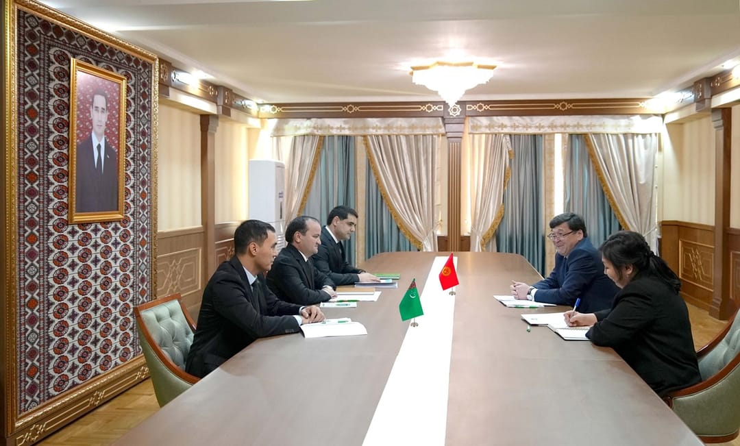 A meeting was held at the Migration Service of Turkmenistan with the Ambassador of Kyrgyzstan