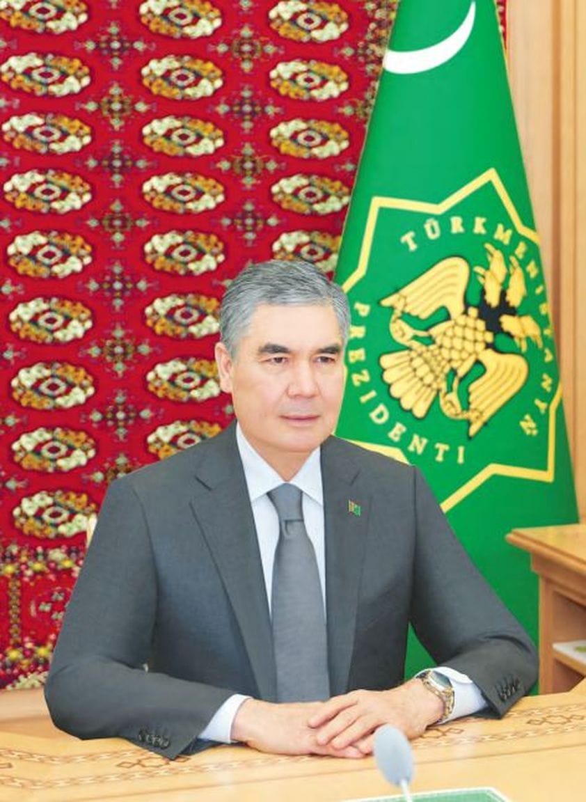 Президент Туркменистана определил ключевые задачи перед дипслужбой страны