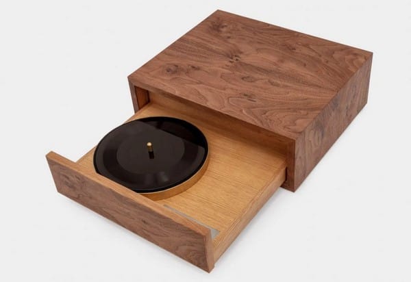 Bob Dylan's unique CD sold under the hammer for 1,77 million USD