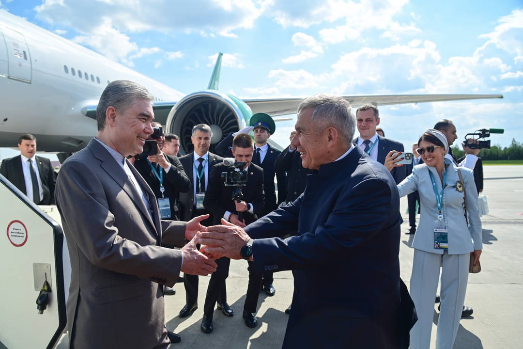 Gurbangulı Berdimuhamedov KazanForum'a katılmak üzere Tataristan'a vardı