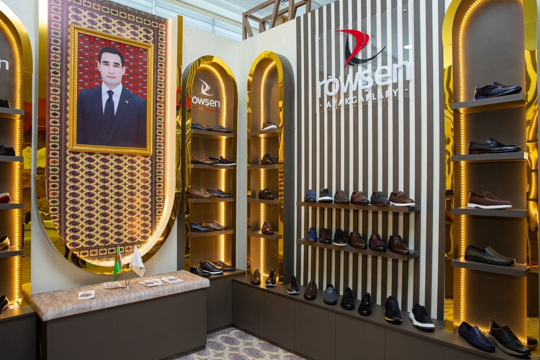 IE Röwşen took part in the international investment forum “Arkadag – “smart” city”