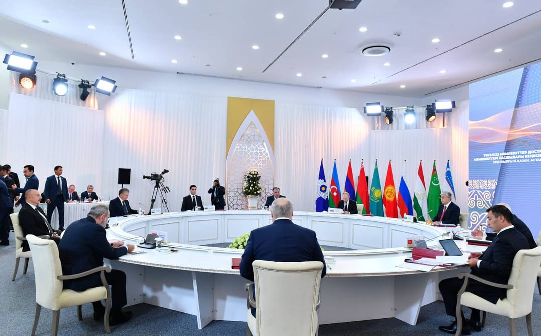 Tokayev welcomed Serdar Berdimuhamedov at the CIS summit that opened in Astana