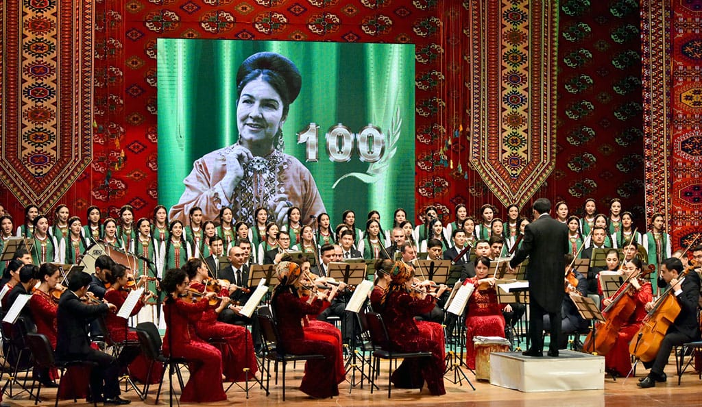 Концерт к 100-летию Маи Кулиевой прошел в Ашхабаде