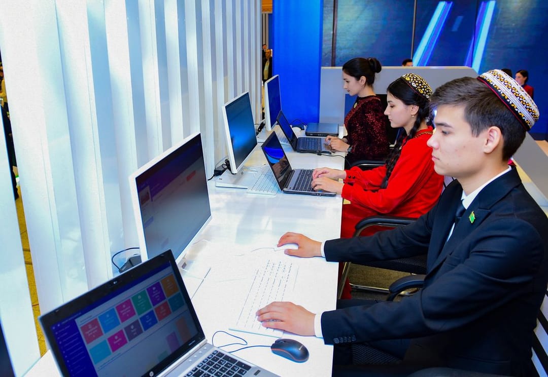 «Sanly çözgüt 2022» innowasion taslamalar bäsleşiginiň ýeňijileri yglan edildi