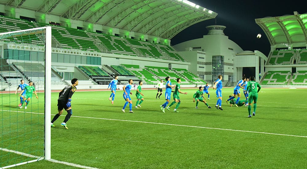 «Алтын асыр» обыграл «Ахал» и стал единоличным лидером чемпионата Туркменистана