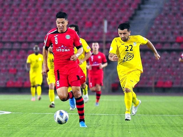 Гол Оразсахедова помог «Истиклолу» разгромить «Истаравшан» в чемпионате Таджикистана