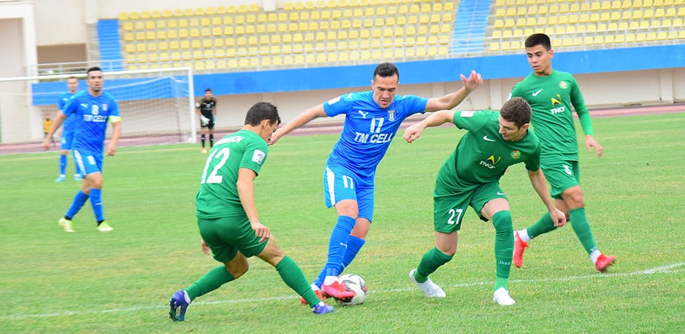 «Алтын асыр» и «Ахал» сыграли вничью в дерби Туркменистана