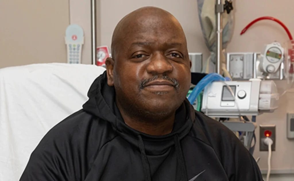 В США ушел из жизни первый пациент, с пересаженной почкой свиньи