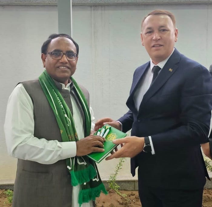 Pakistanyň ilçisi türkmen woleýbolçylaryny kabul etdi