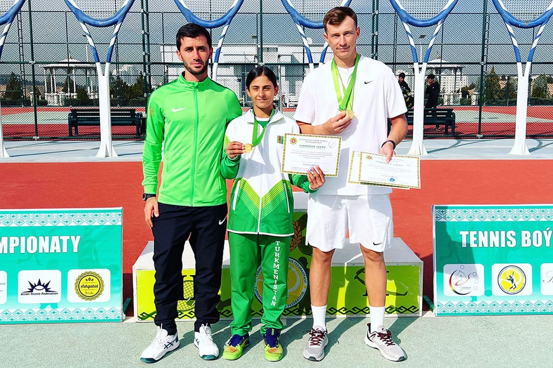 Определились победители чемпионата Туркменистана по большому теннису