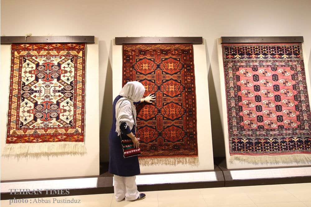 Ковровый музей Гомбадэ-Кавус знакомит с экспозицией редких туркменских ковров