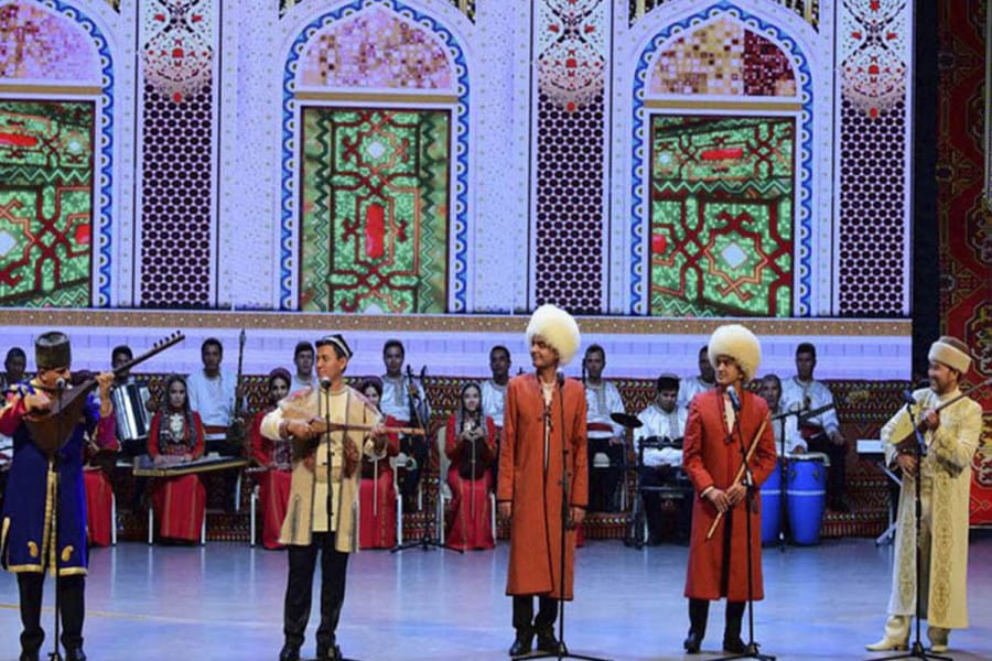 Türkmen heyeti Ankara ve Fransa'daki konserlere katılacak