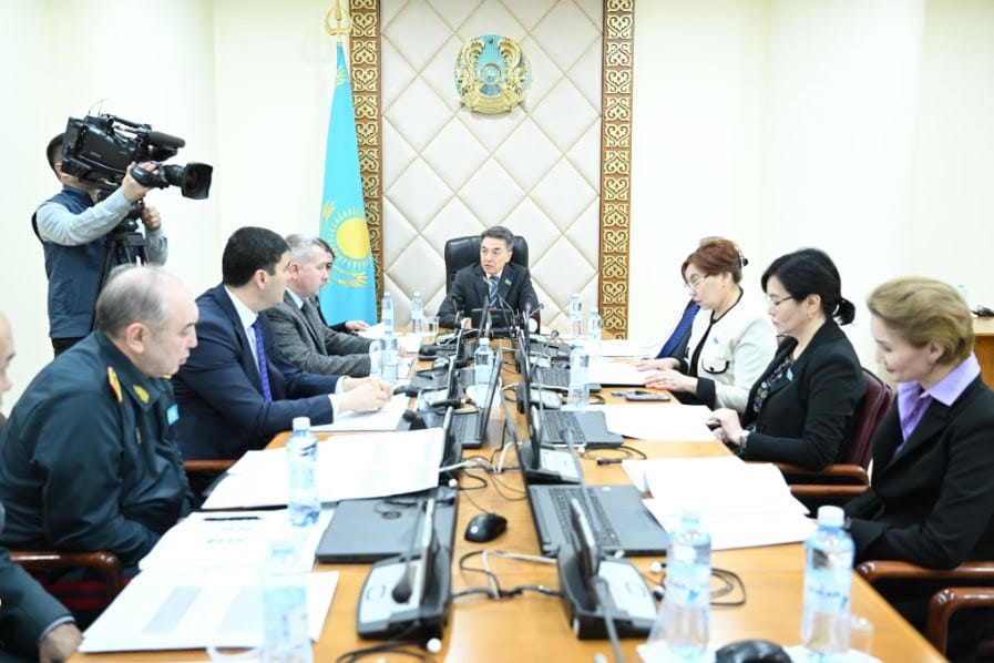 Gazagystan-Türkmenistan döwlet serhediniň tertibi baradaky resminama kanunlaşdyrylýar  