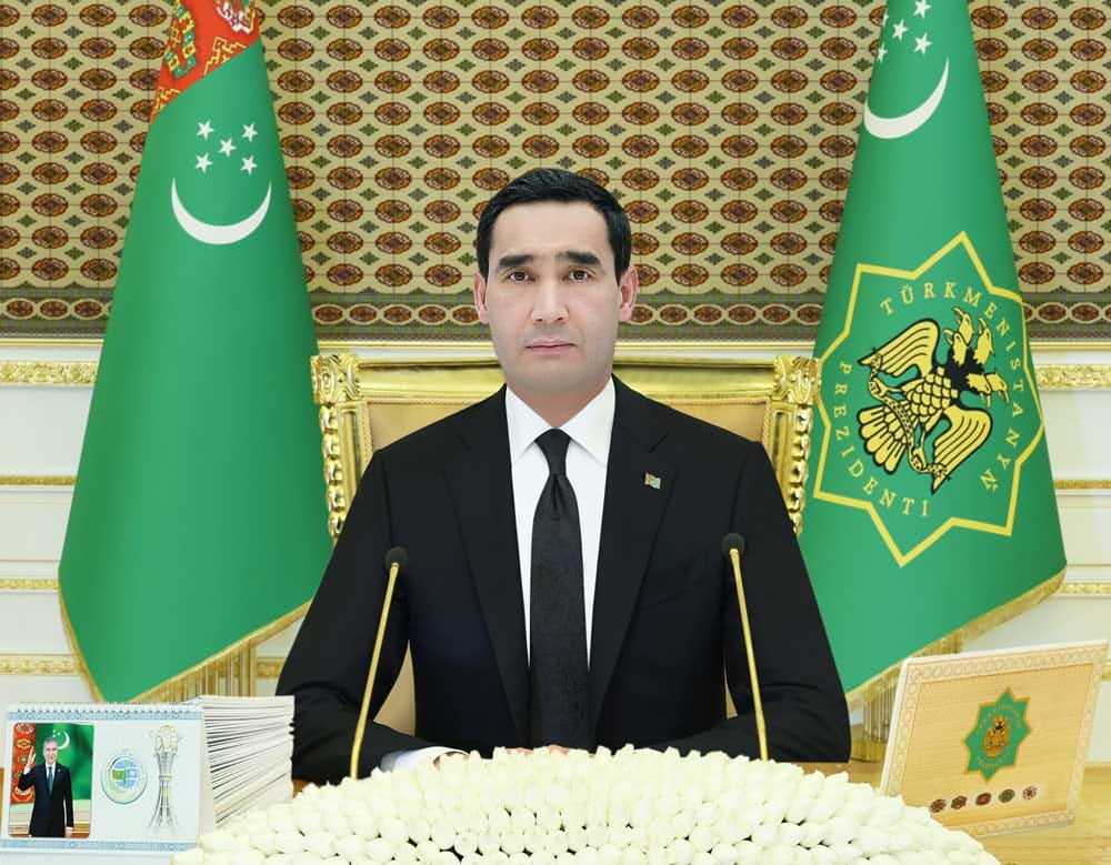 Türkmenistanyň Prezidenti 6 aýyň jemleri boýunça Hökümetiň giňişleýin mejlisini geçirdi