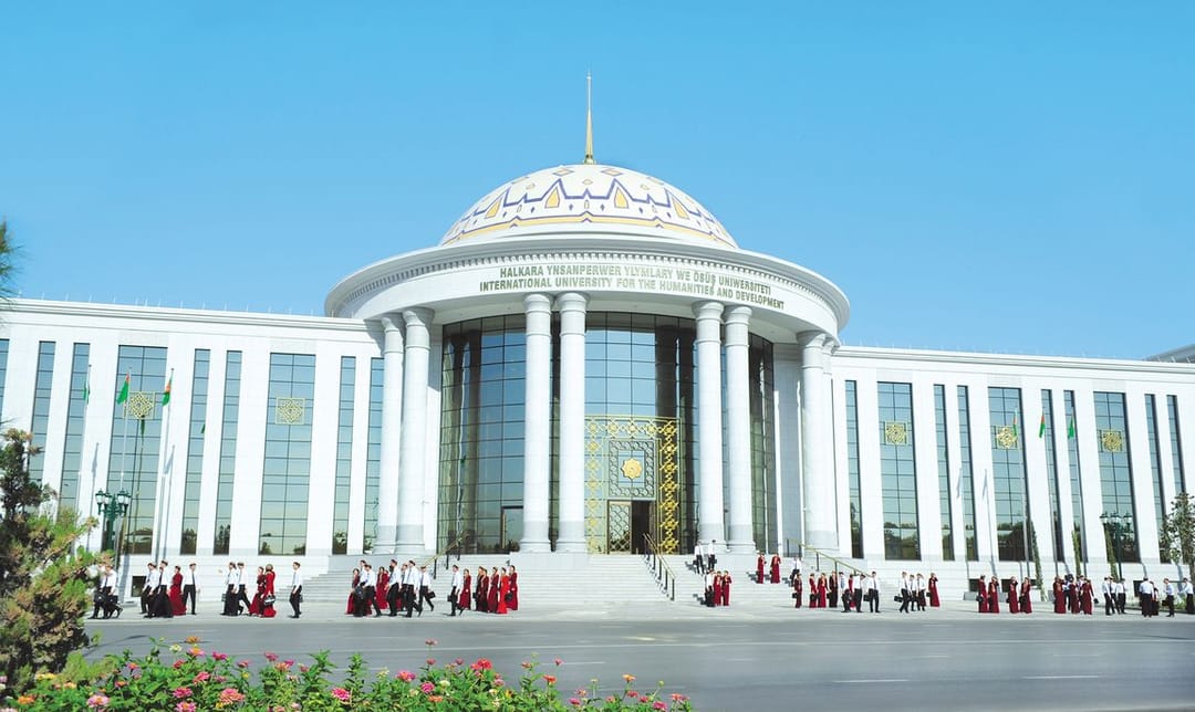 МУГНиР Туркменистана вошел в сотню лучших юридических школ мира по версии NICA.team