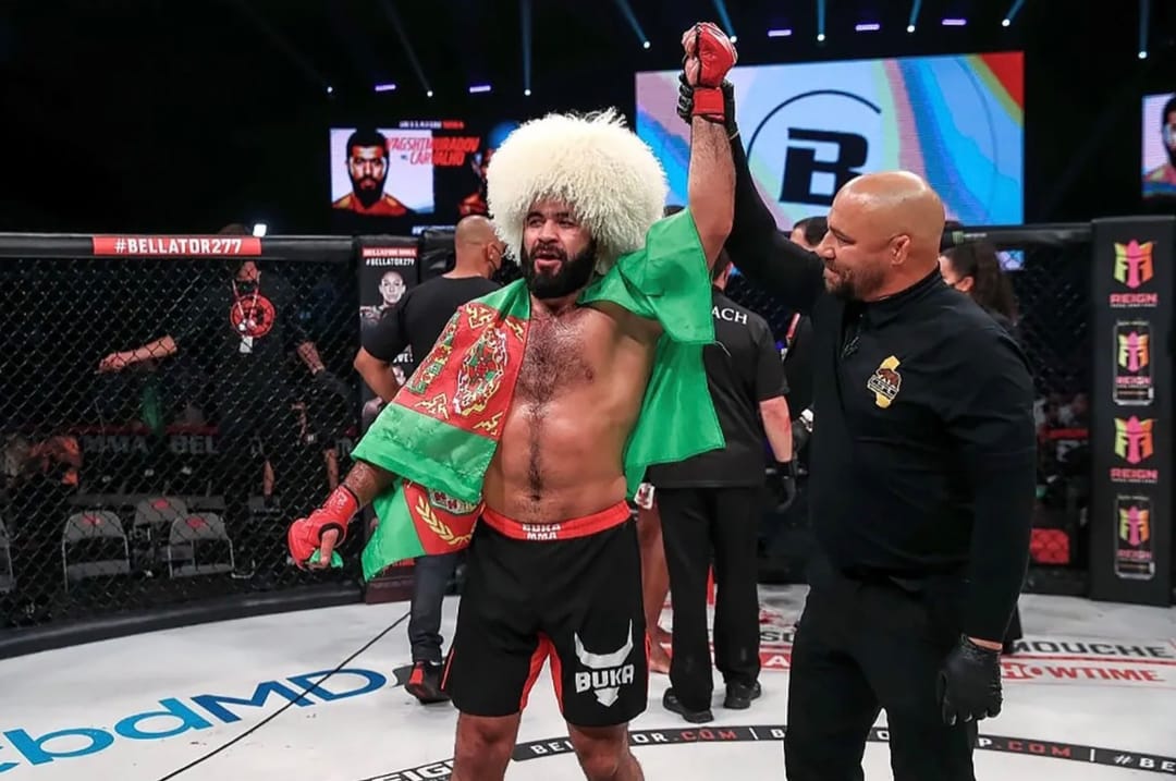 Türkmenistanly Döwletjan Ýagşymyradow «Bellatordaky» bassyr üçünji ýeňşini gazandy