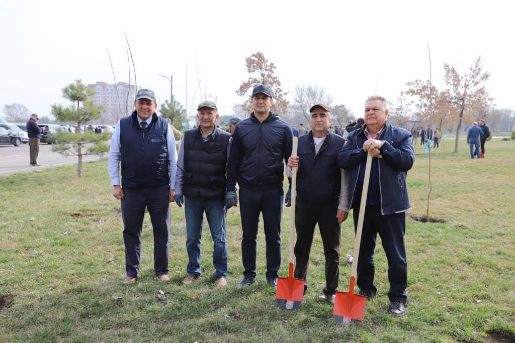 Türkmenistanyň ilçisi Bişkekdäki bag ekmek çäresine gatnaşdy