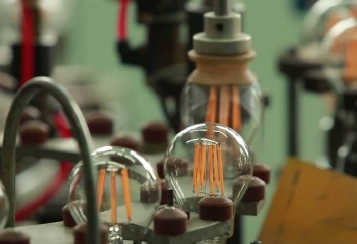 В Туркменистане стали производить филаментные лампы под торговой маркой Görk
