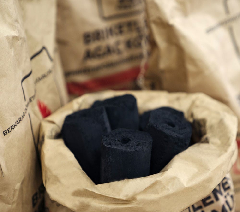 В Туркменистане увеличился спрос на брикетированный древесный уголь Gorataş