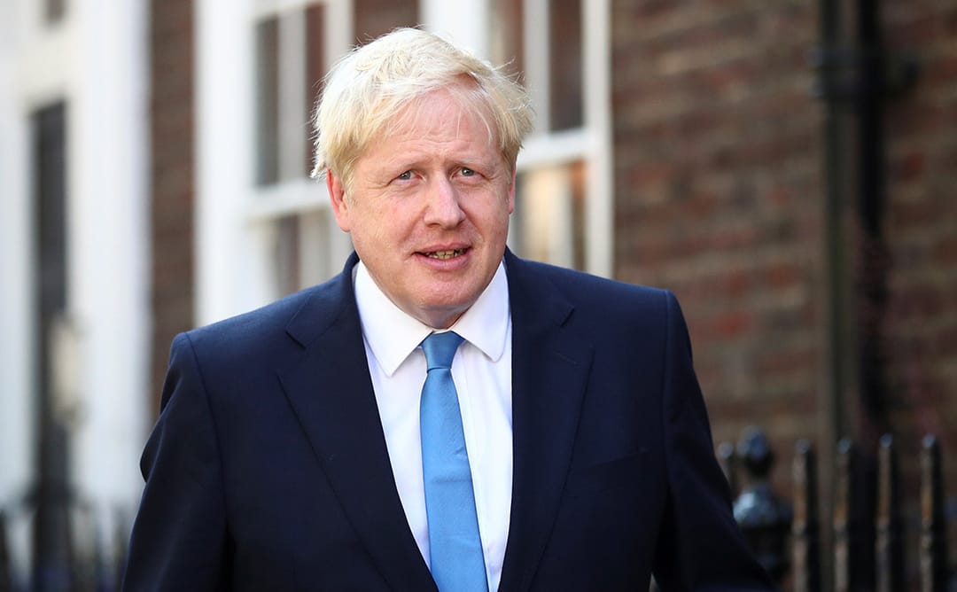 Boris Jonson parlamenti aldandygyny boýun aldy