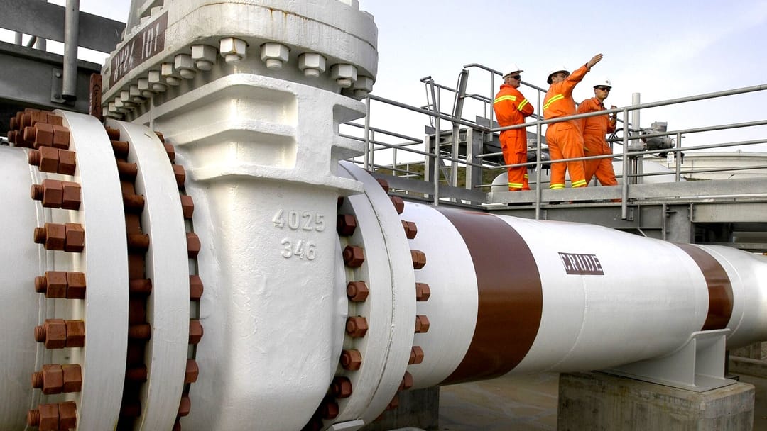 Türkmenistanyň we Gazagystanyň üstaşyr geçiren nebitiniň paýy 842,9 müň tonna ýetdi