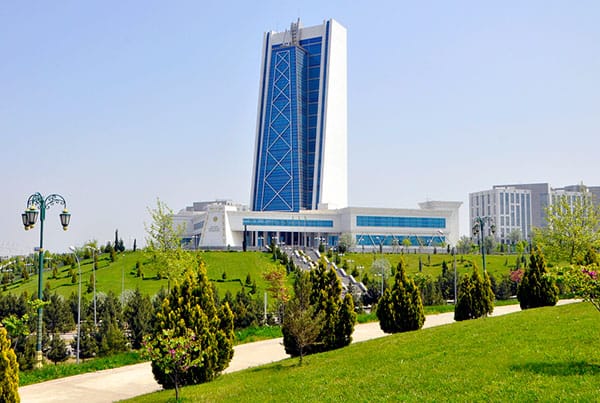 В Ашхабаде обсудили разработку дорожной карты Туркменистана по солнечной энергии