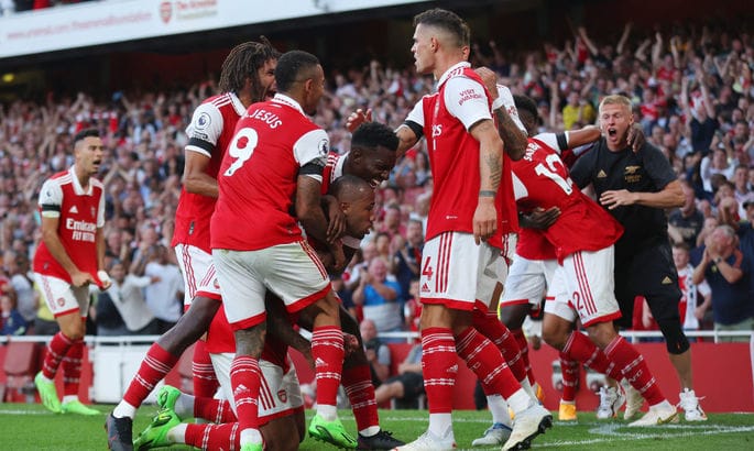 APL: «Arsenal» arakesmeden öň arany açdy