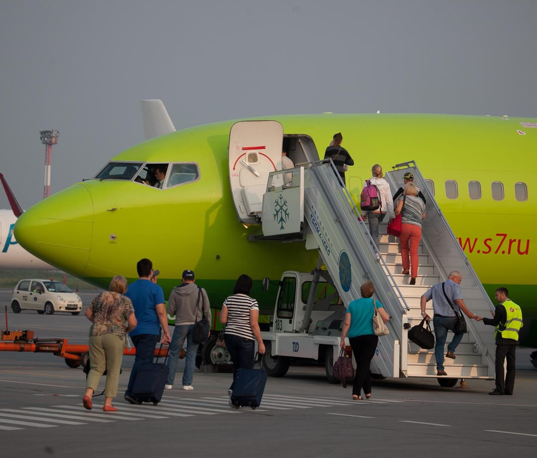 S7 Airlines получила штраф за отказ пассажирам в регистрации
