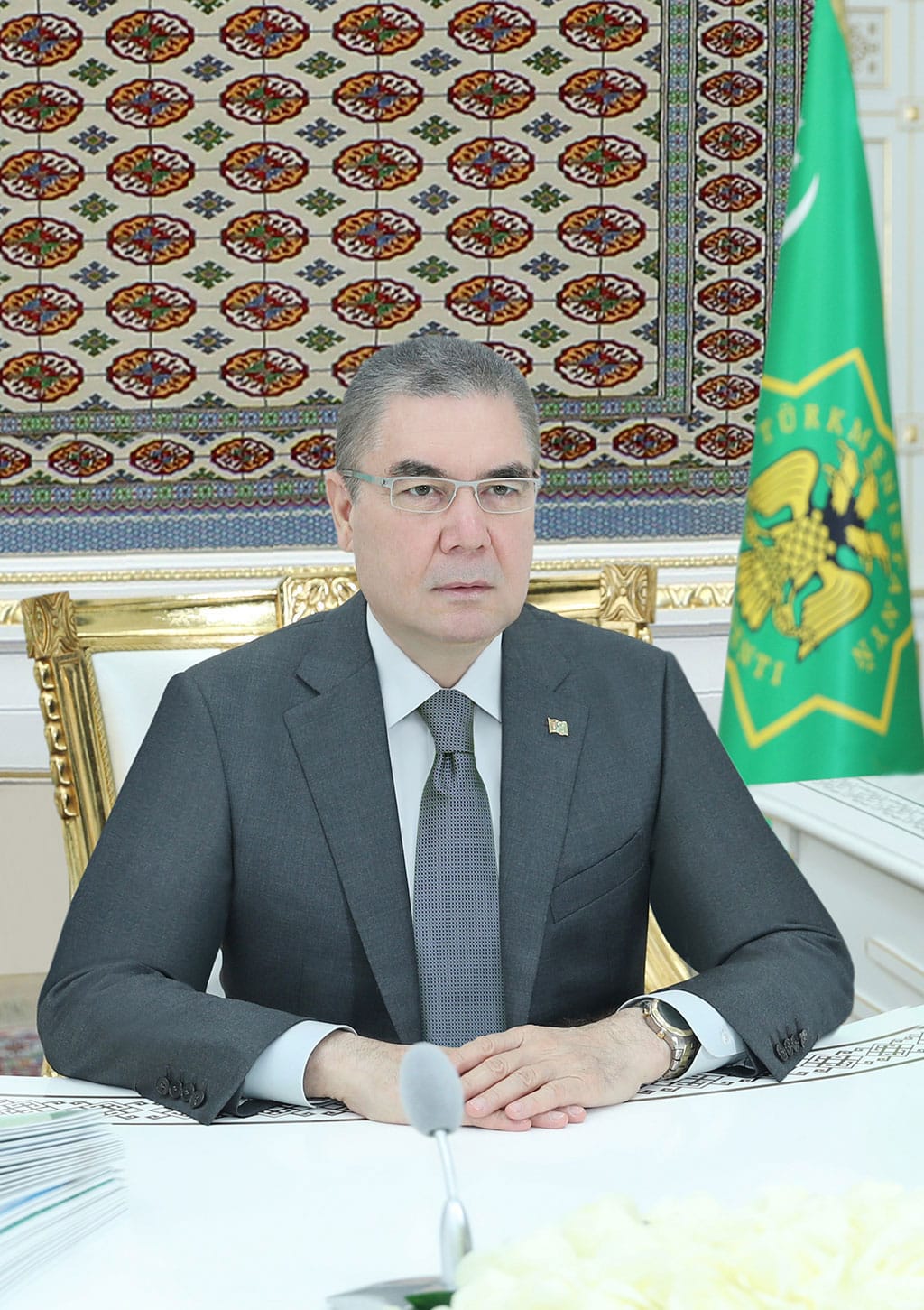 Обращение Президента Туркменистана к финалистам телеконкурса «Ýaňlan, Diýarym!»