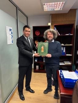 Türkmenistan Buharest uniwersiteti bilen hyzmatdaşlygy giňeltmäge isleg bildirýär 