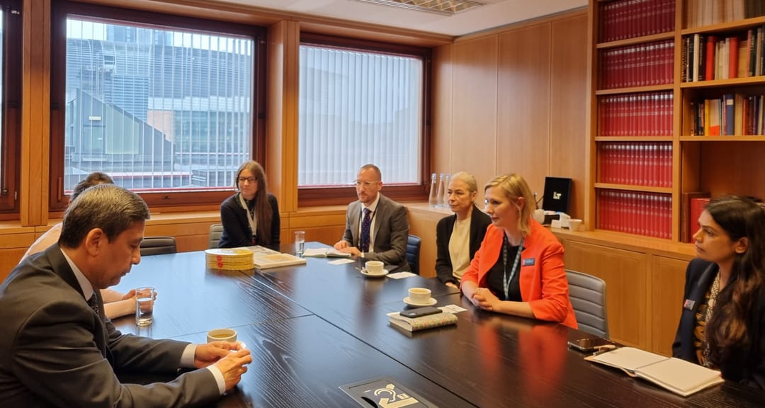 Türkmenistanyň Beýik Britaniýadaky ilçisi «British Library» kitaphanasynda duşuşyk geçirdi