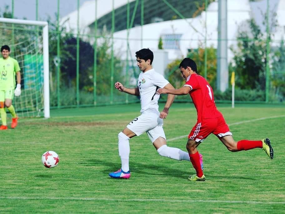 «Ахал» стартовал с победы, а «Шагадам» – с ничьей в чемпионате Туркменистана по футболу