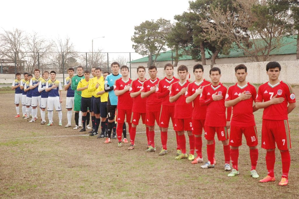 Футболисты МТТУ победили в матче открытия чемпионата Туркменистана-2015