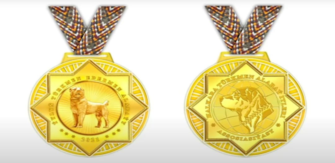 В Туркменистане победитель конкурса красоты среди алабаев будет награждаться медалью