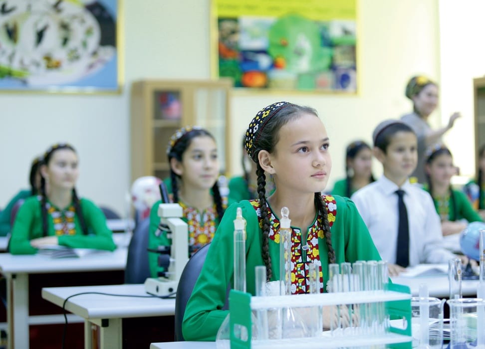 All schools in Turkmenistan banned the use of mobile phones