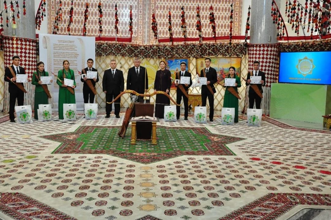 «Parahatçylygyň ýaş çaparlary»: III möwsümiň VI saýlama oýny geçirildi