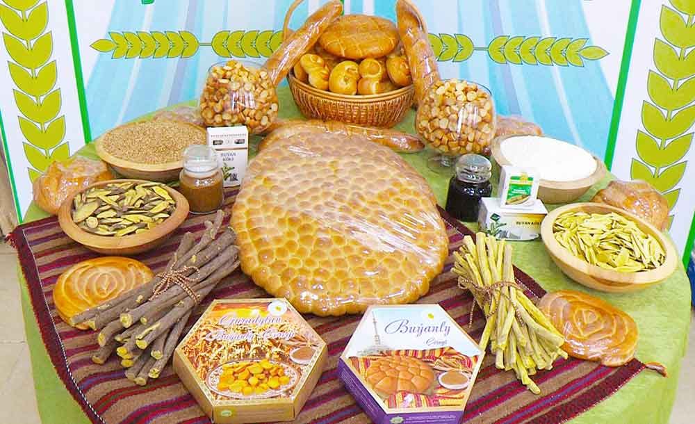 Türkmenistanda raýatlara «Buýanly» çörek önümleri hödürlenilýär