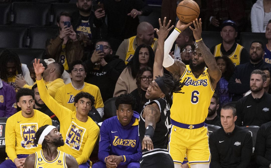 Леброн Джеймс стал лучшим бомбардиром в истории НБА