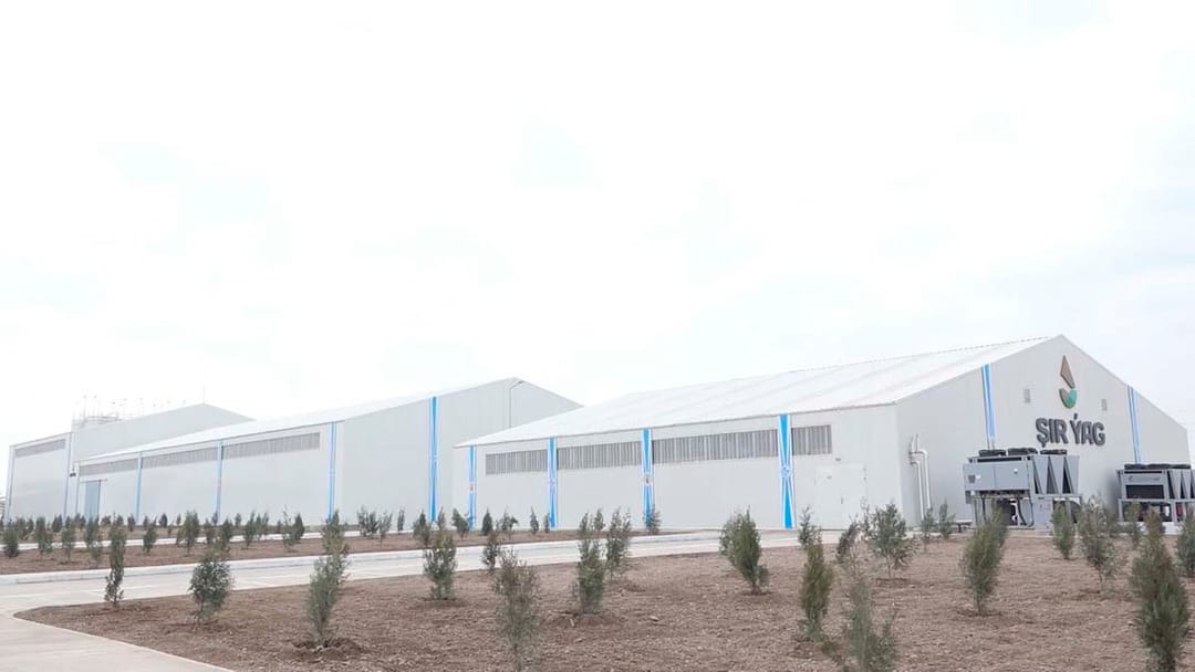 В Лебапском велаяте торжественно открыли завод смазочных материалов Şir Ýag