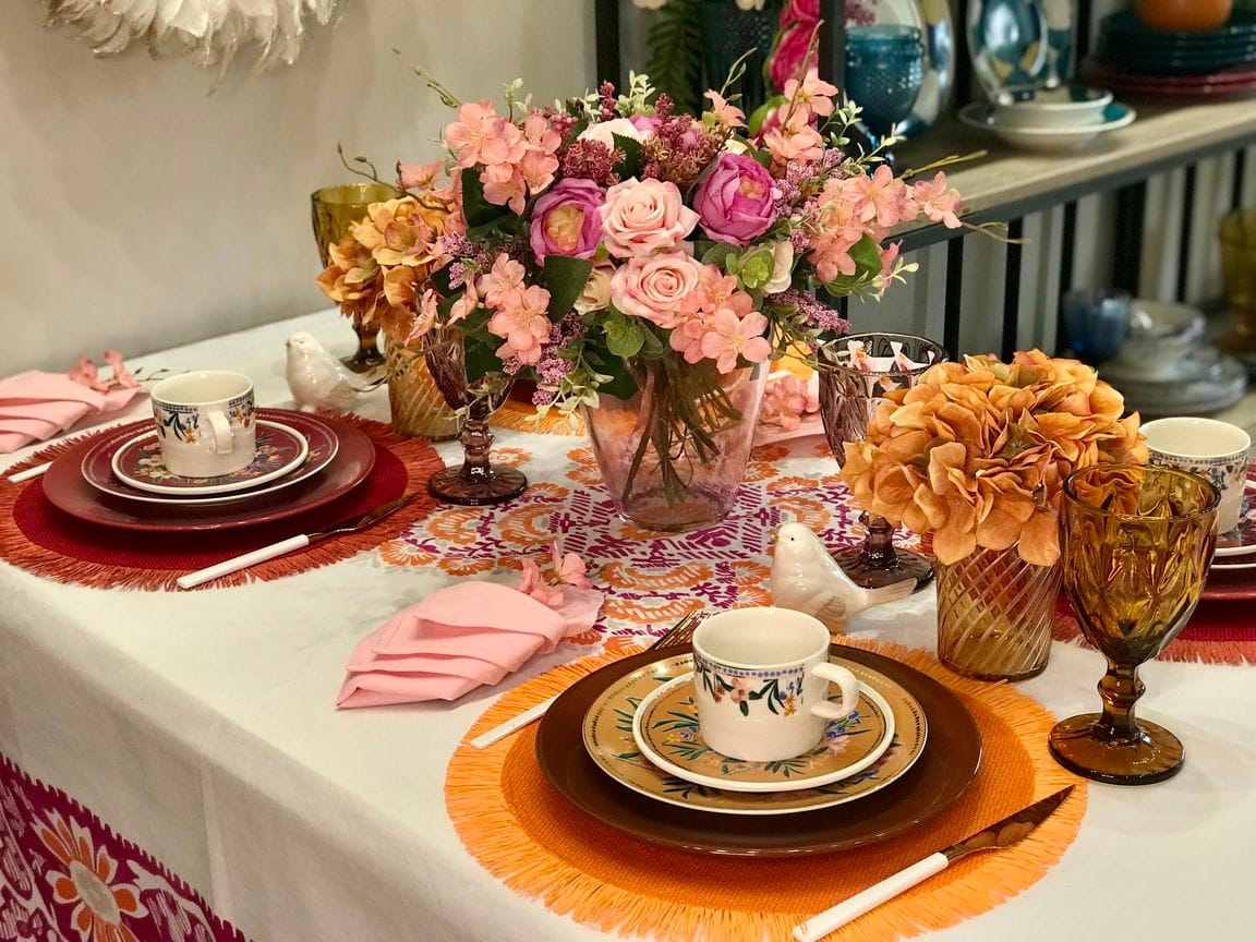 Köp brendli «Artishok Home Concept» dükany ajaýyp gap-gaçlary we aşhana enjamlaryny alyjylara ýetirýär