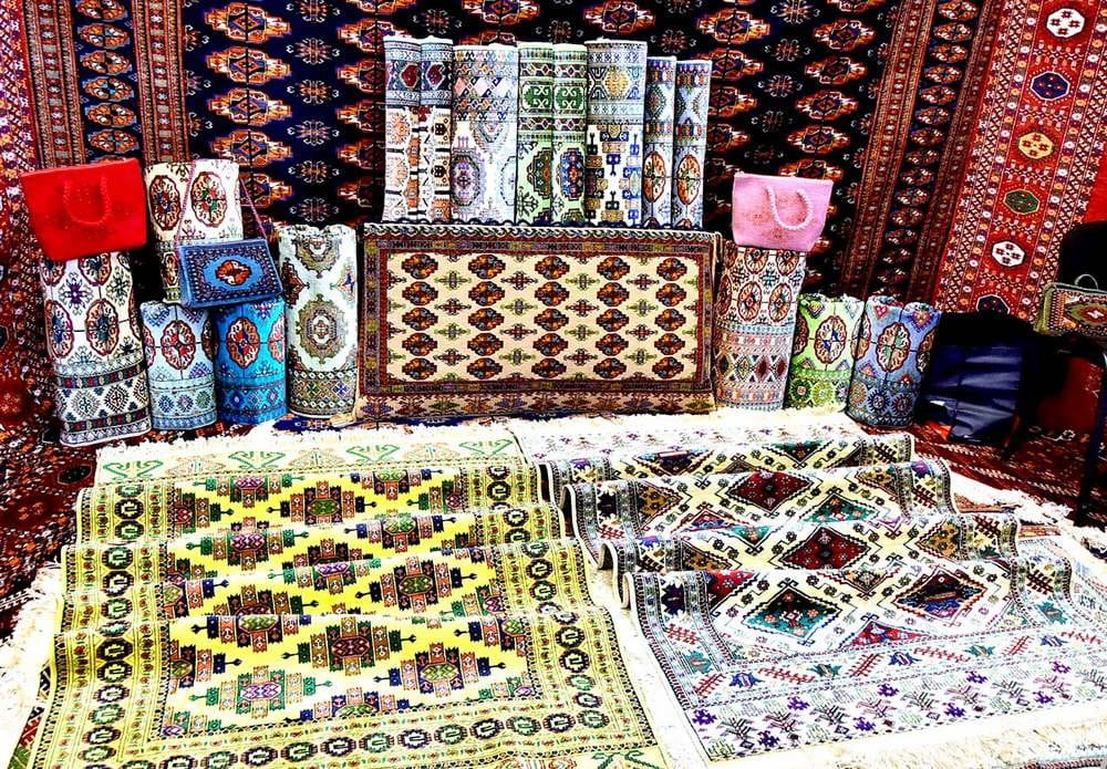 В Халаче соткали 10 407 квадратных метров ковров