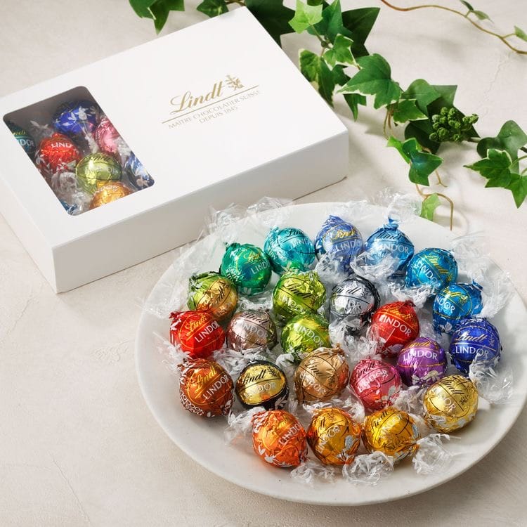 Chocolate brands Lindt and Godiva announced 50% discounts in honor of the month of Ramadan