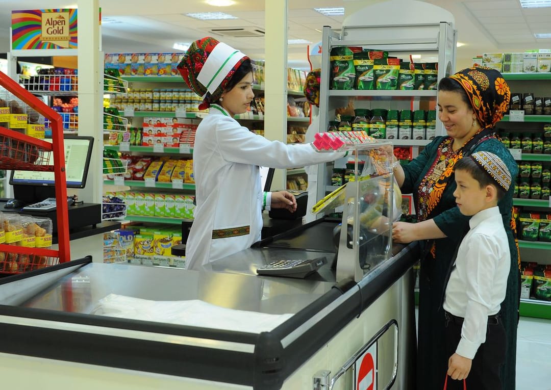 President of Turkmenistan demanded to keep prices of goods and food products under control