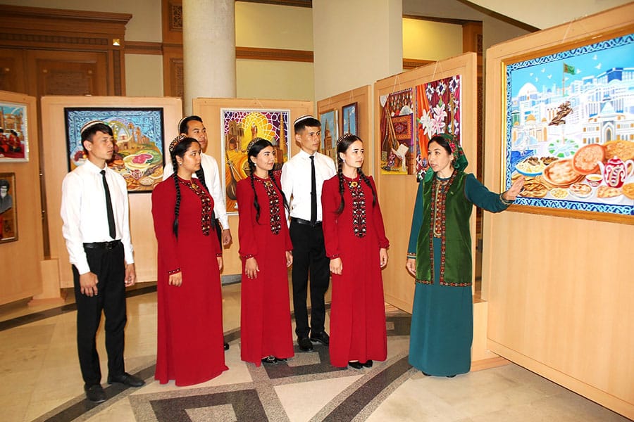 В музее Дашогуза развернута выставка «Туркменистан - моё вдохновение»