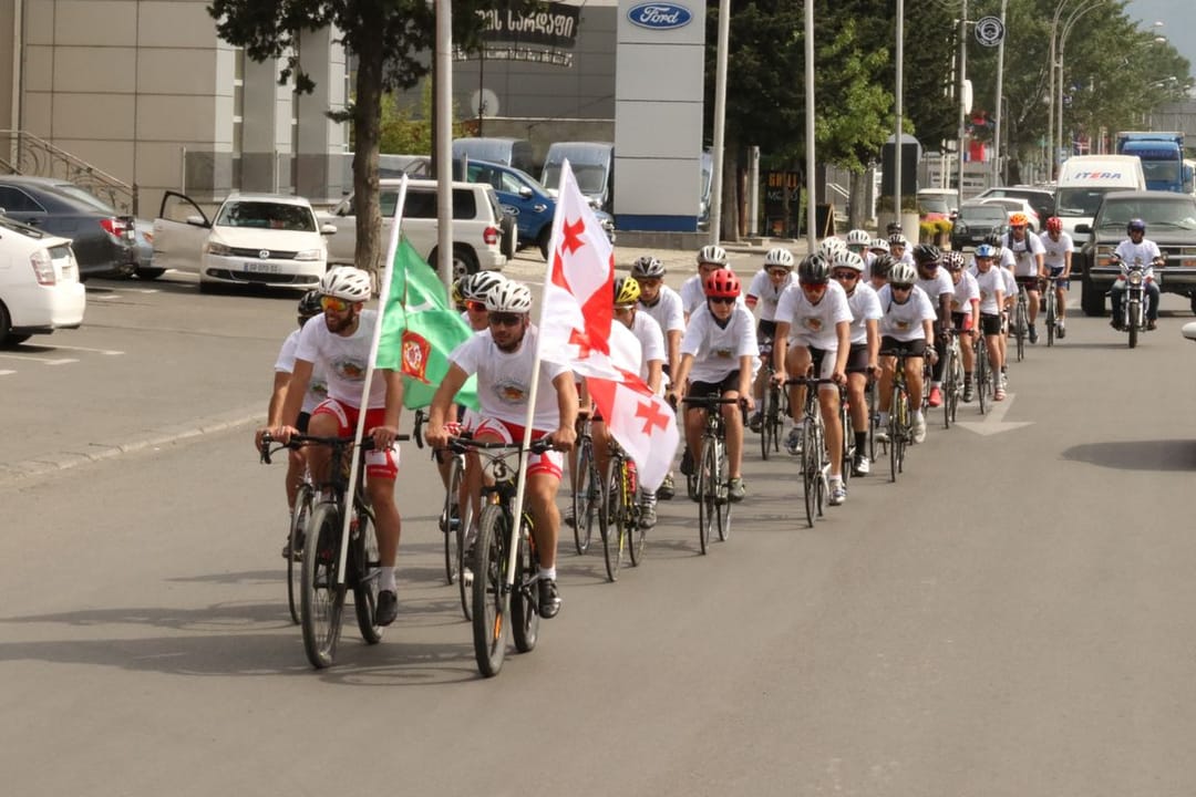 The Embassy of Turkmenistan in Tbilisi organized a mass bike ride